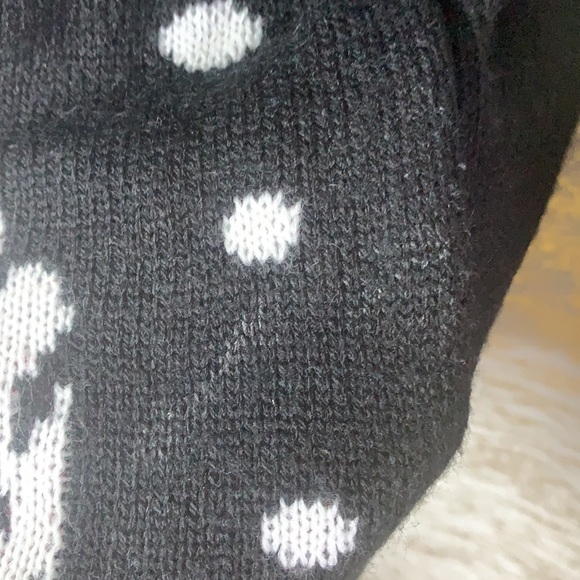 Vintage🧚♀️black ugly Christmas polar bear with polka dot print sweater size M - Picture 15 of 15